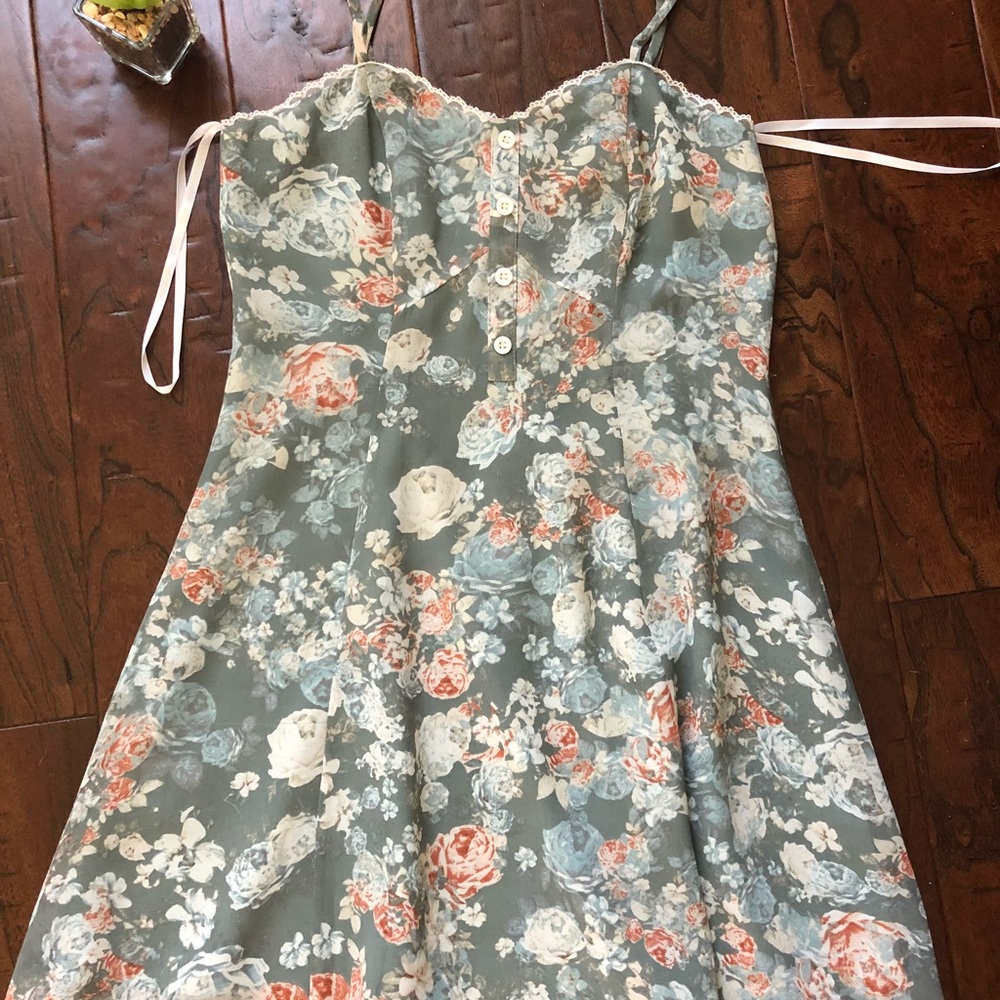 BCBG floral dress size xs